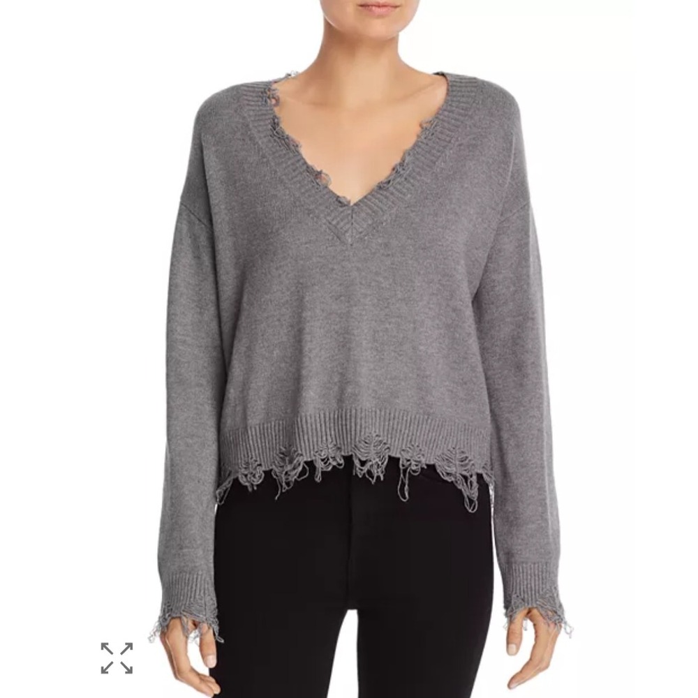 WILD HONEY Gray V Neck Distressed Raw Hem Cropped Sweater Women's Size S